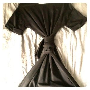 Black simple dress with open back